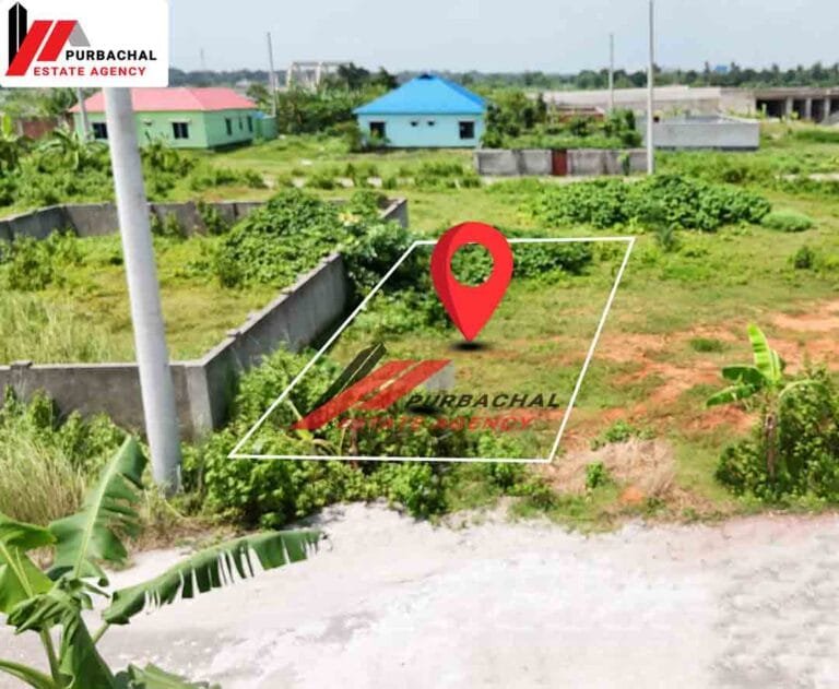 South Facing Plot Near Lake & 100ft Road, Sector 25, Road 311