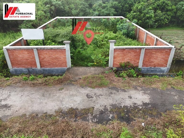 5 Katha in Sector 11 Near 300ft