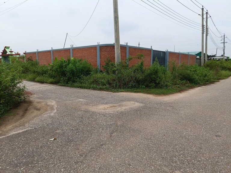 Corner 7.5 Katha River View Plot