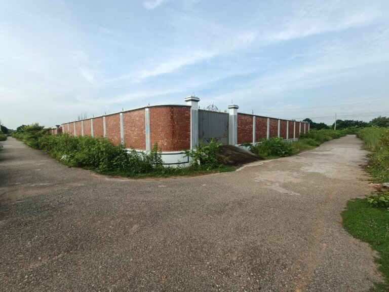 100ft/30ft Corner 7.5 Katha in Sector 8